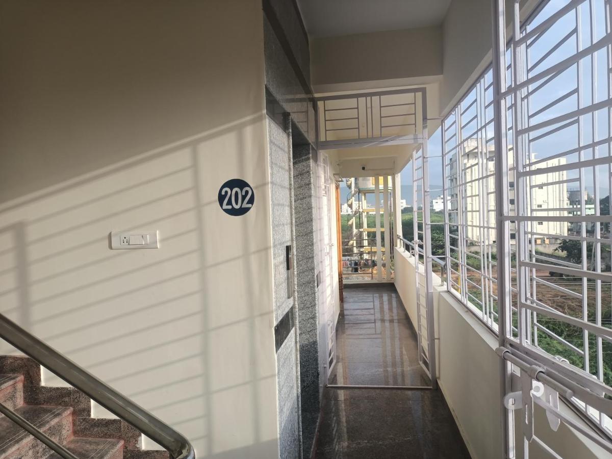 Four Seasons Home Stay ティルパティ エクステリア 写真